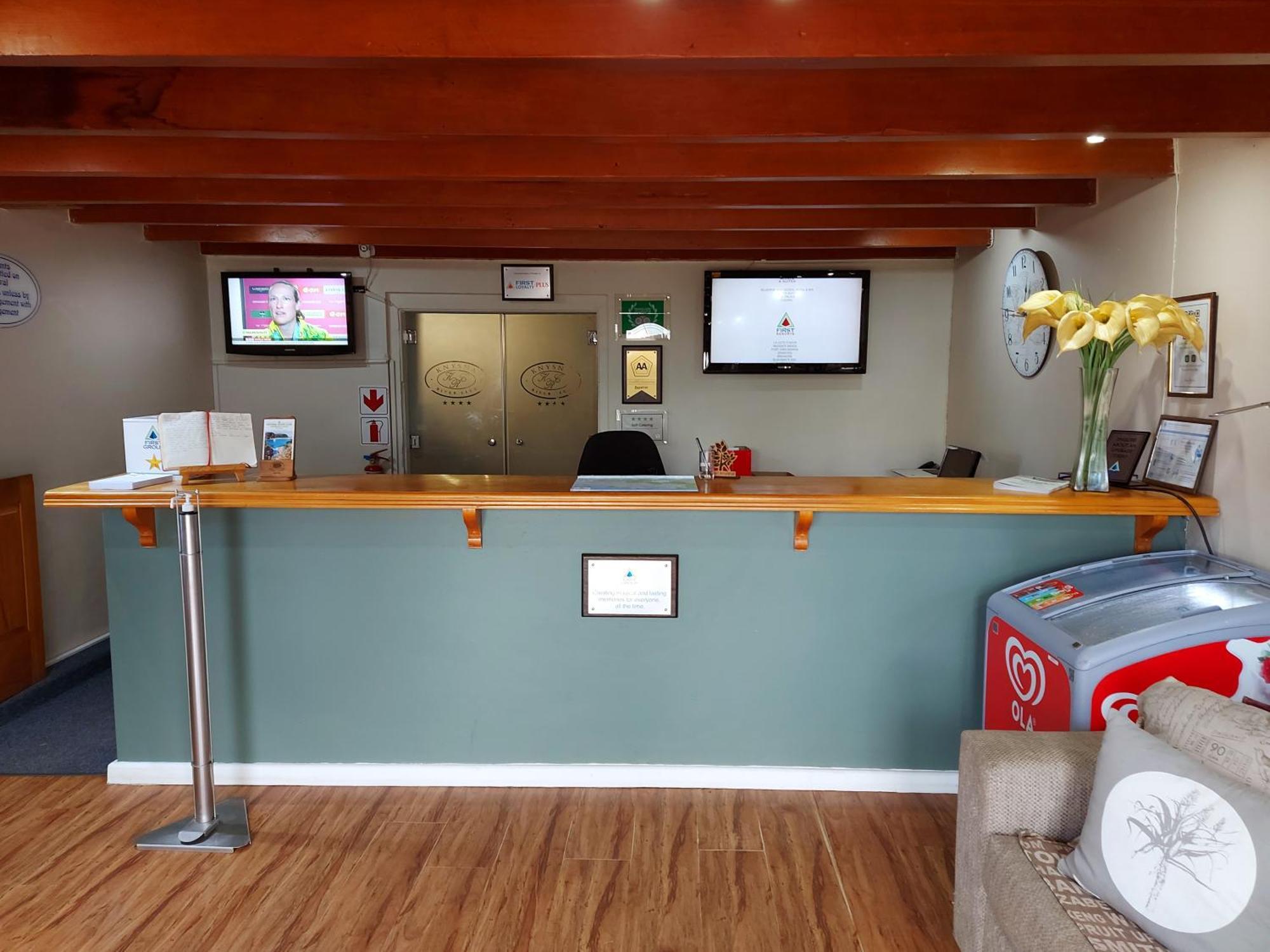 Knysna River Club By First Private Stays Exteriör bild